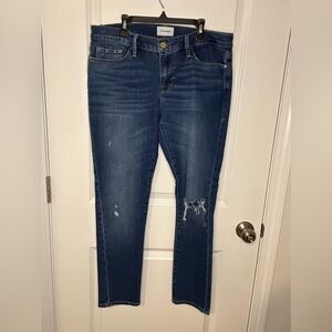 Frame Le garçon Distressed Blue Straight Jeans